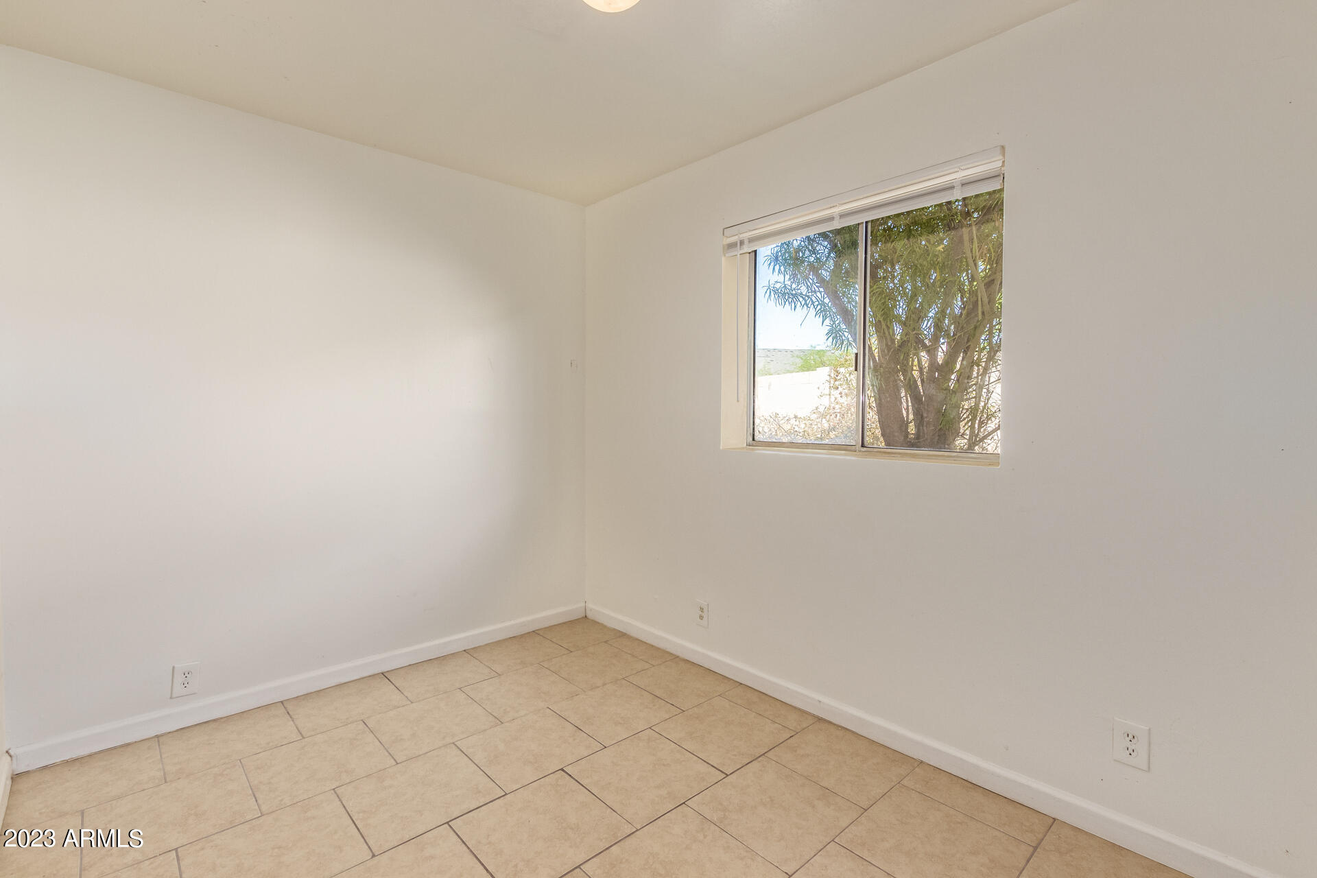 1422 East Fremont Road Phoenix, AZ 85042 - Photo 28 of 40 0028-28 Fremont 1422