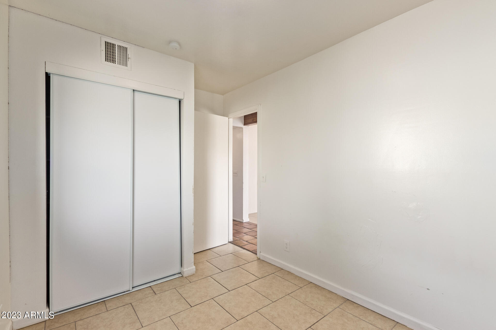 1422 East Fremont Road Phoenix, AZ 85042 - Photo 29 of 40 0029-29 Fremont 1422