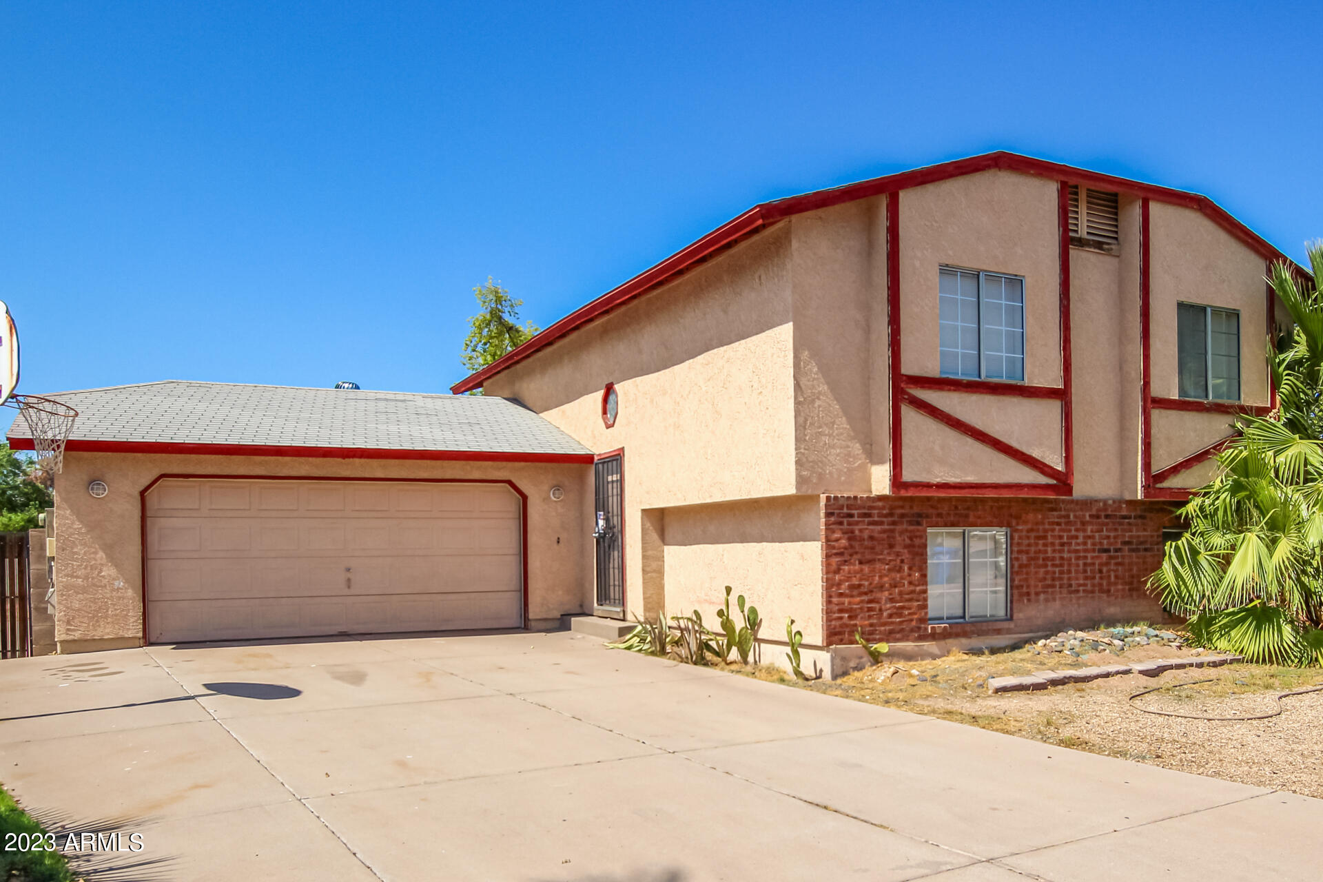 1422 East Fremont Road Phoenix, AZ 85042 - Photo 3 of 40 0003-03 Fremont 1422