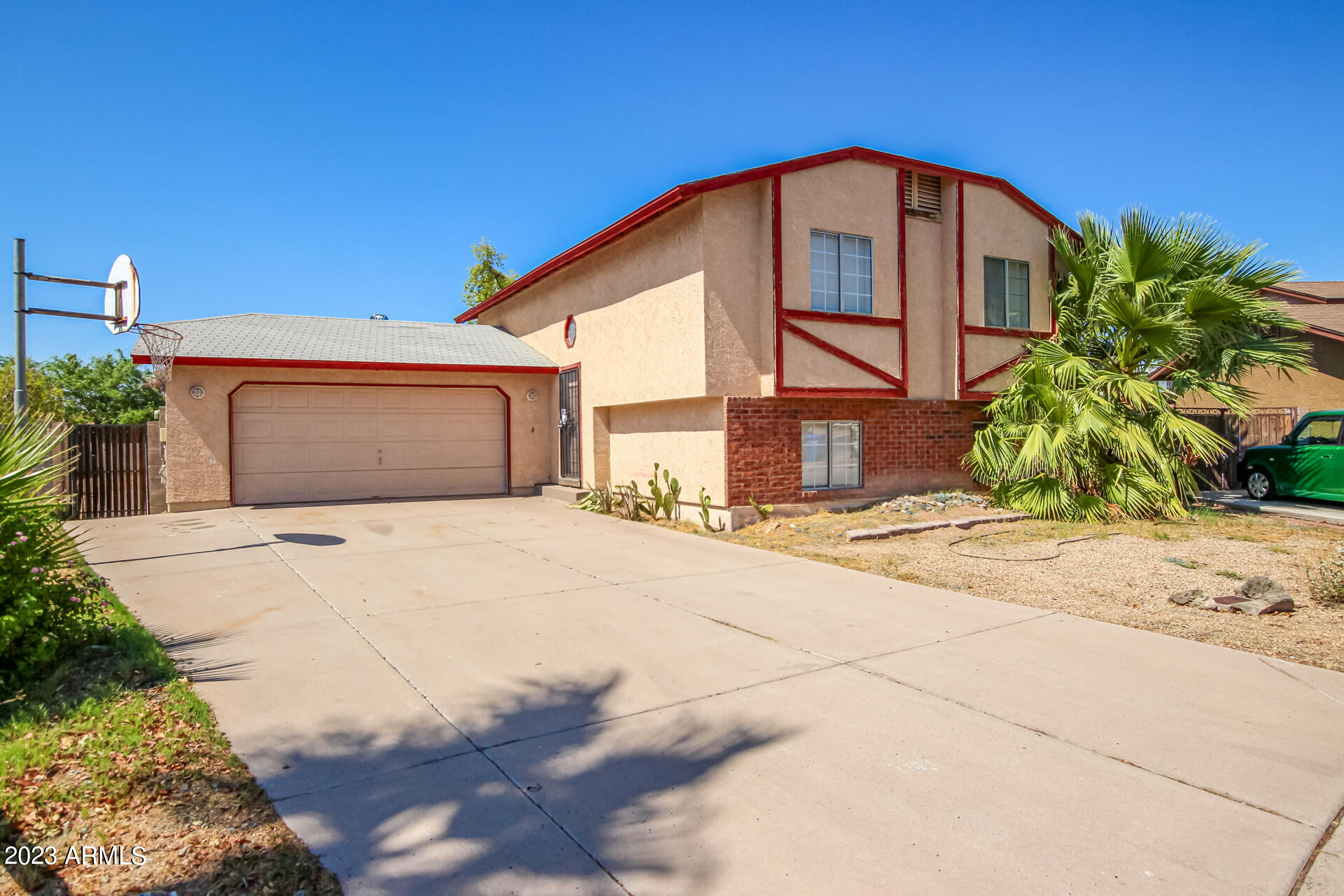 1422 East Fremont Road Phoenix, AZ 85042 - Photo 4 of 40 0004-04 Fremont 1422