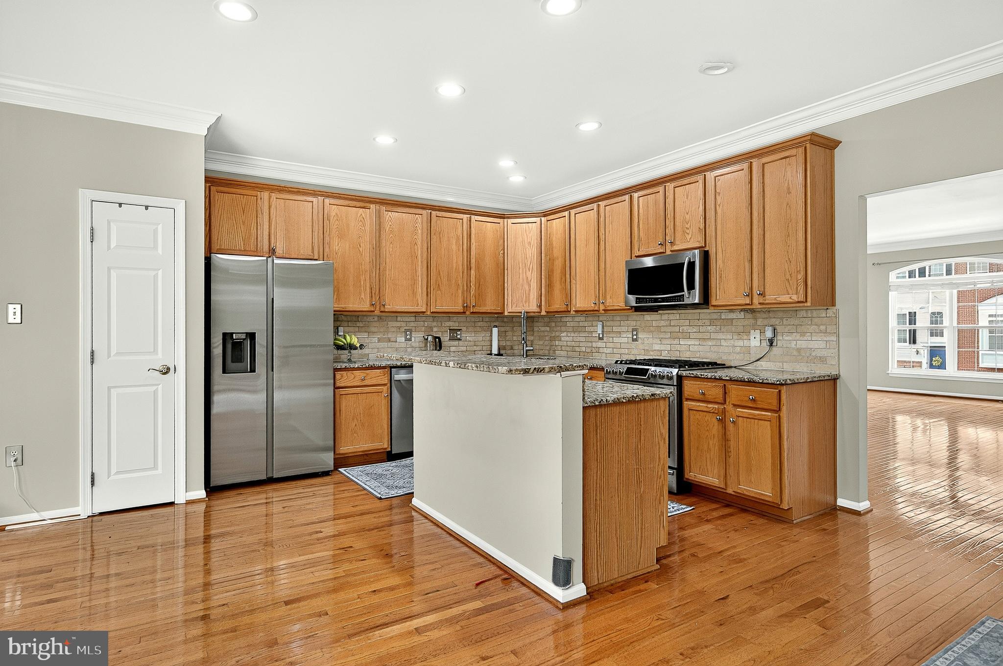 7332 Hampton Manor Place Springfield, VA 22150 - Photo 18 of 52 Gallery Image 18