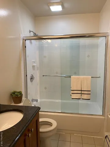 $2,670 | 68 Claire Court, Unit 68, West Babylon, NY 11704