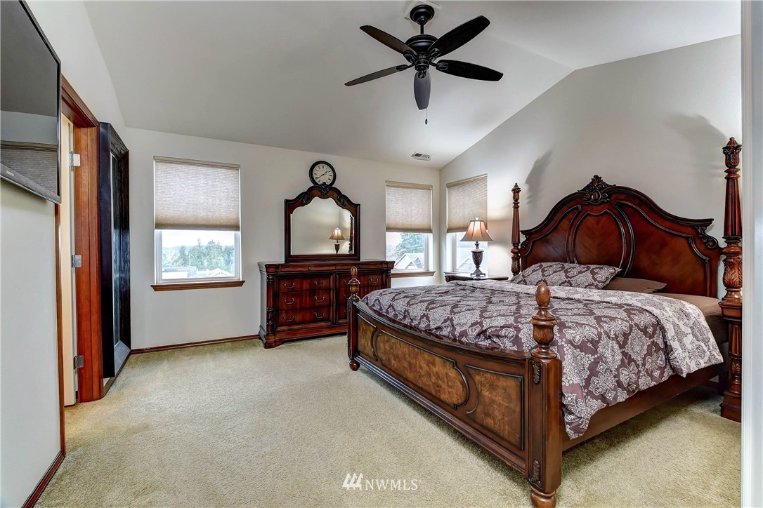 22818 42nd Drive Southeast Bothell, WA 98021 - Photo 17 of 39