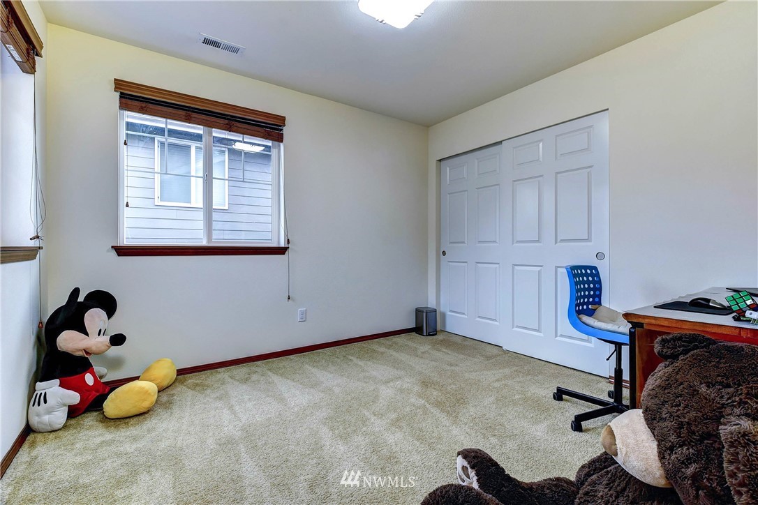 22818 42nd Drive Southeast Bothell, WA 98021 - Photo 23 of 39