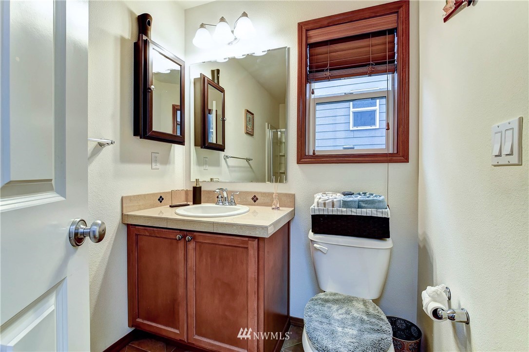 22818 42nd Drive Southeast Bothell, WA 98021 - Photo 6 of 39