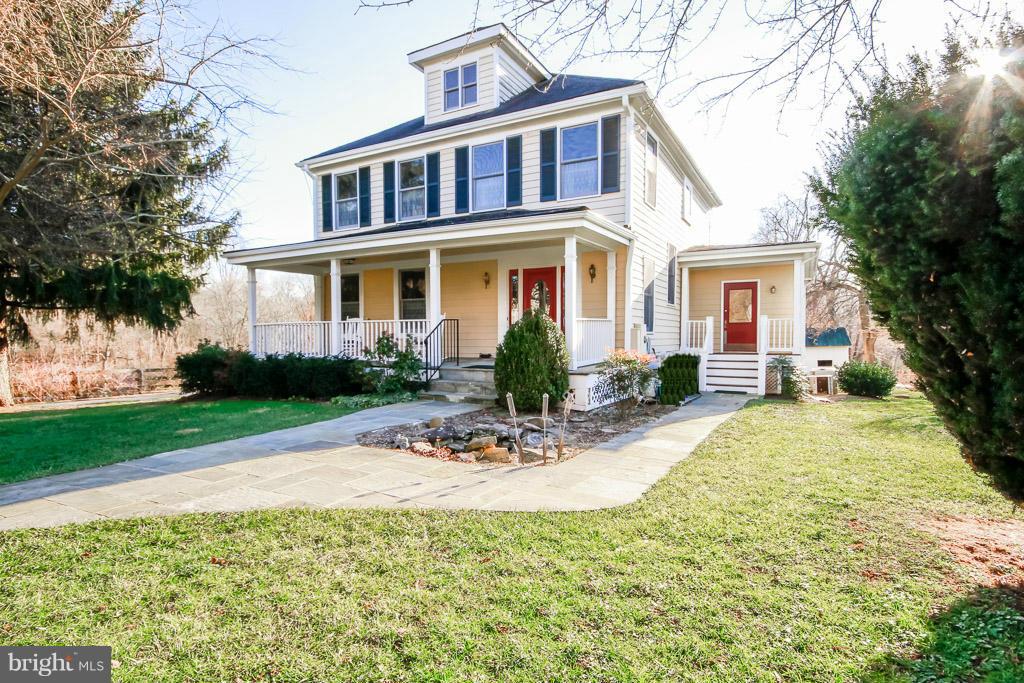 11301 Moxley Road Damascus, MD 20872 - Photo 1 of 30 Exterior (Front)