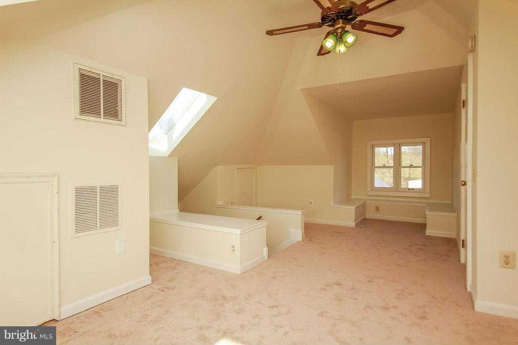 11301 Moxley Road Damascus, MD 20872 - Photo 23 of 30 Bedroom