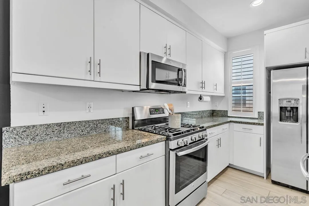 1842 Observation Way, Unit 3 Chula Vista, CA 91915 - Photo 12 of 46