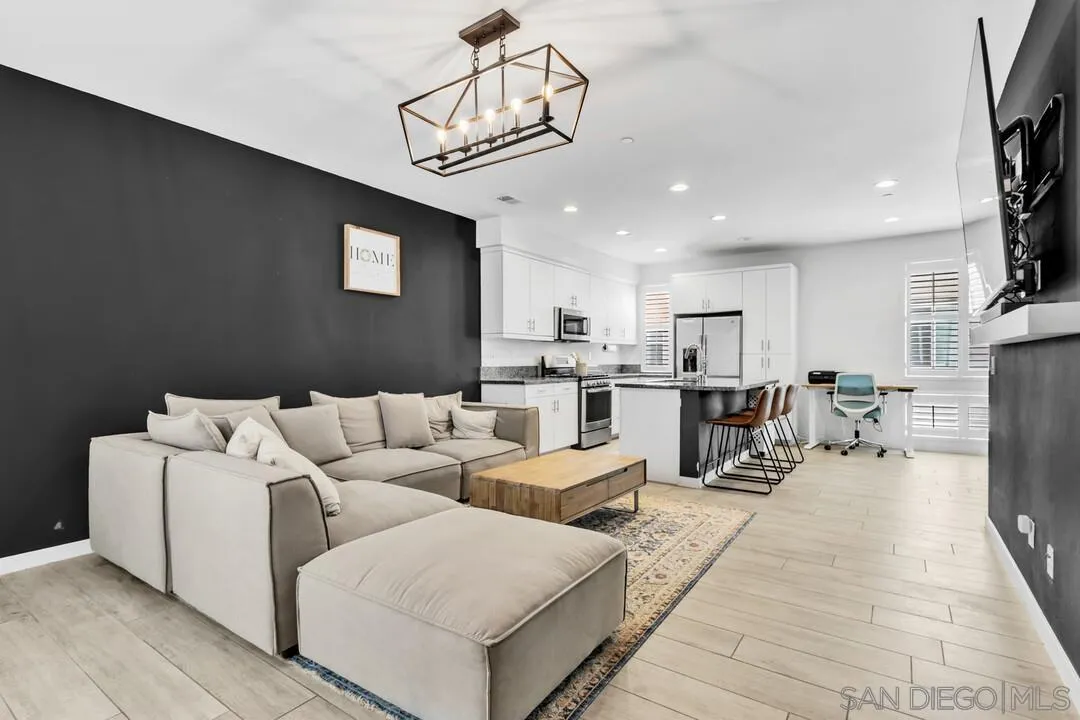 1842 Observation Way, Unit 3 Chula Vista, CA 91915 - Photo 6 of 46