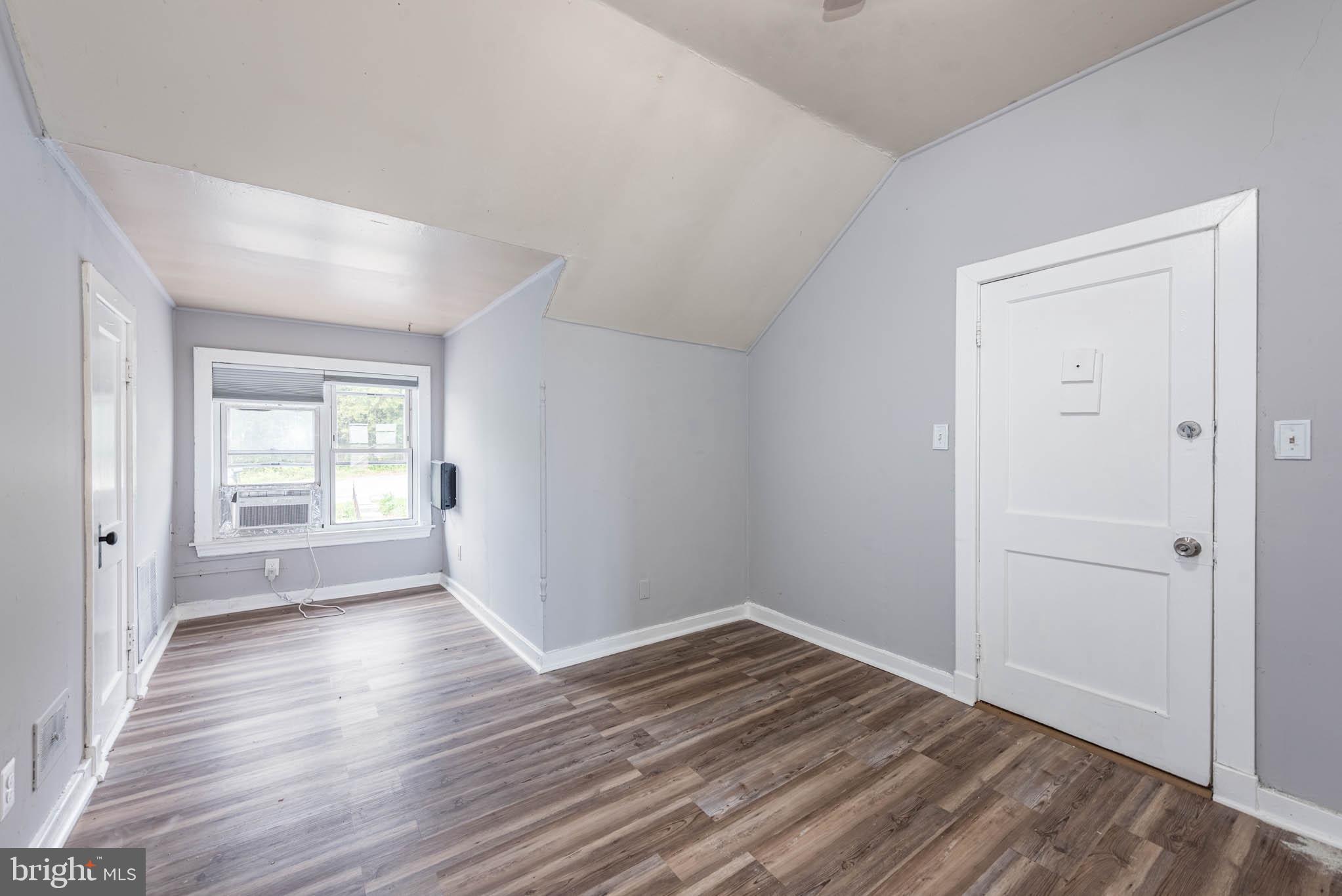 7506 Belair Road, Unit B Nottingham, MD 21236 - Photo 4 of 13 Gallery Image 4
