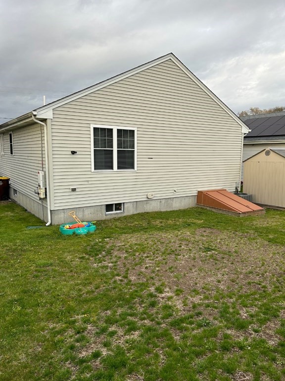 43 Commonwealth Avenue Fall River, MA 02721 - Photo 4 of 29 Gallery Image 4