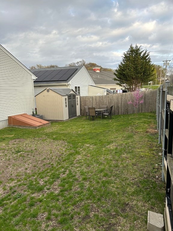 43 Commonwealth Avenue Fall River, MA 02721 - Photo 5 of 29 Gallery Image 5