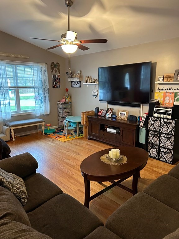 43 Commonwealth Avenue Fall River, MA 02721 - Photo 8 of 29 Gallery Image 8