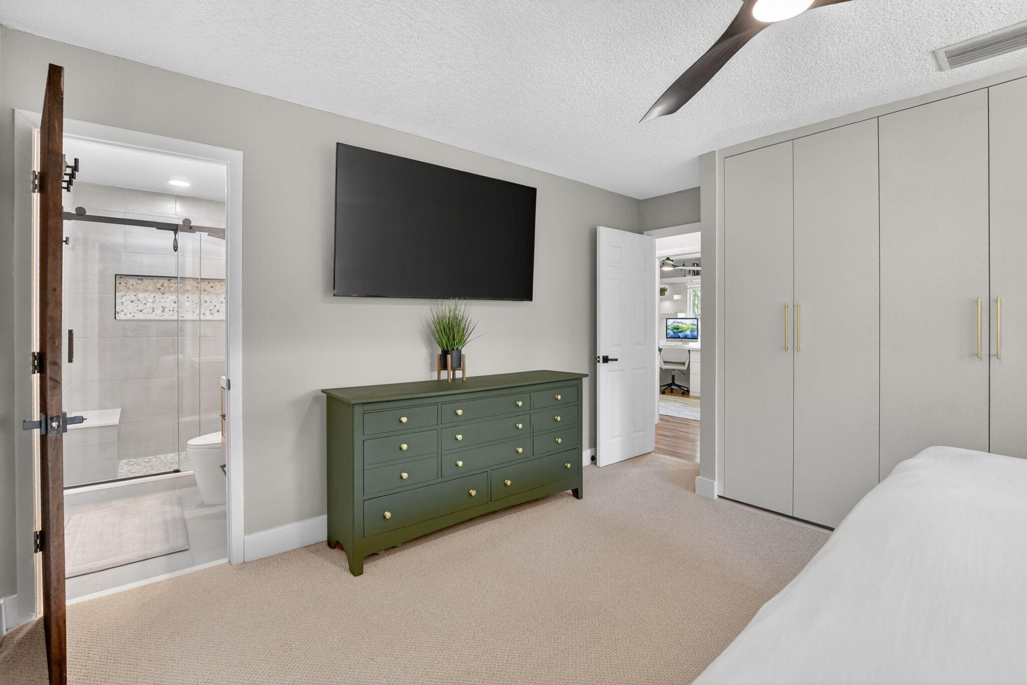 6951 Northeast 7th Avenue Boca Raton, FL 33487 - Photo 28 of 60 28-web-or-mls-DSC_2081