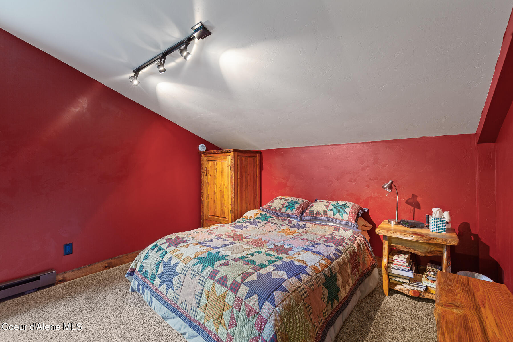 31756 North Riffle Road Spirit Lake, ID 83869 - Photo 22 of 48 Guest quarters-1st bedroom