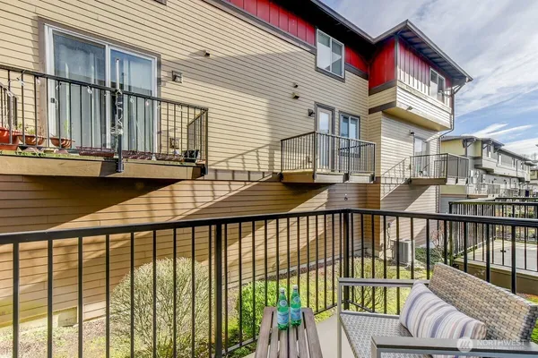 $614,888 | 2115 201st Place Southeast, Unit F4, Bothell, WA 98012