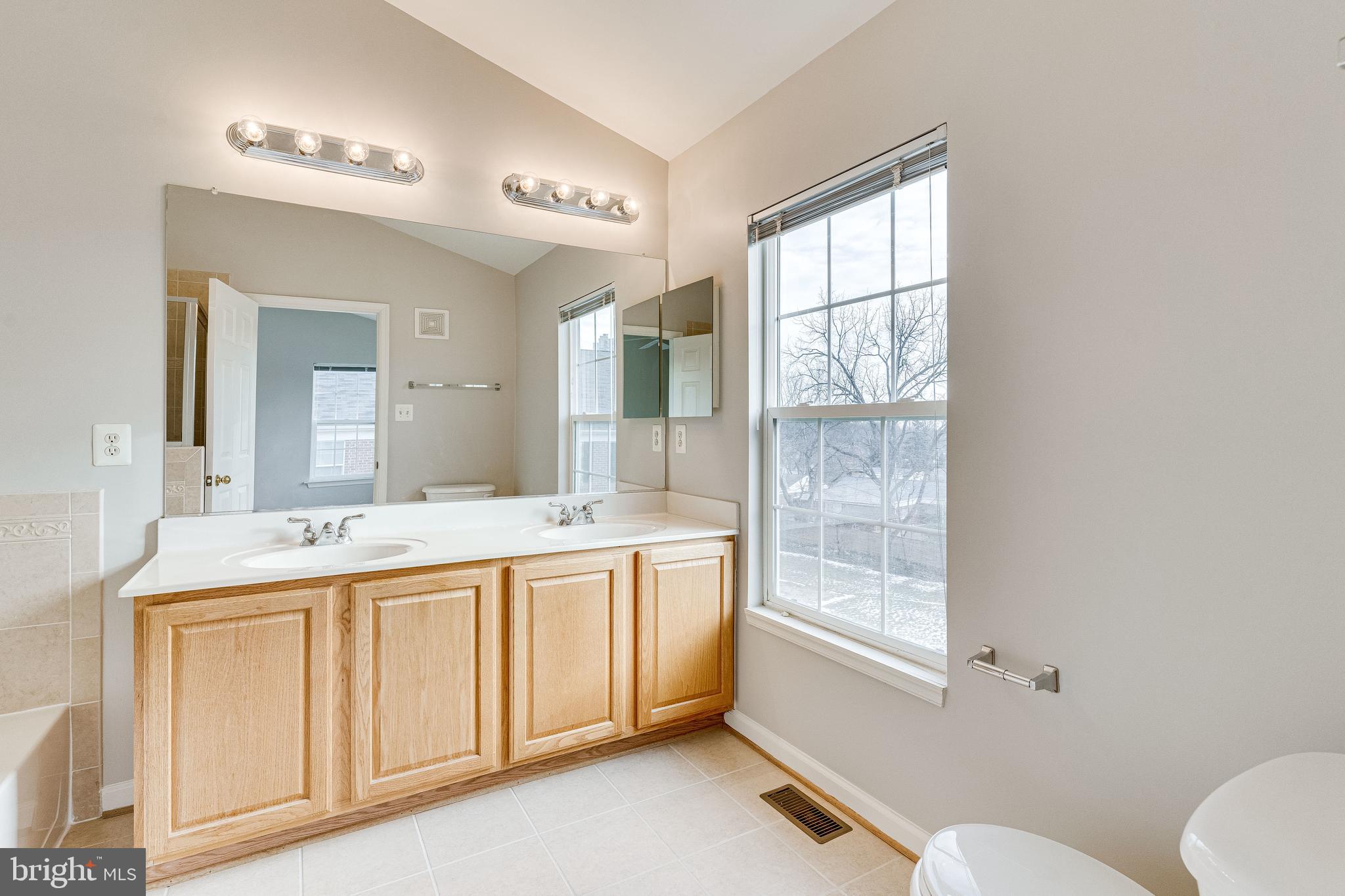 11323 King George Drive, Unit 2 Silver Spring, MD 20902 - Photo 53 of 103 Gallery Image 53