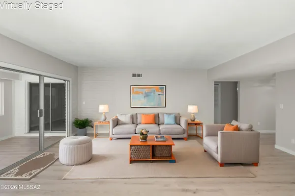 $329,999 | 121 West Vista Grande Drive, Tucson, AZ 85704