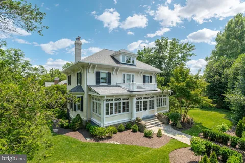 $2,250,000 | 6515 Brookville Road, Chevy Chase, MD 20815