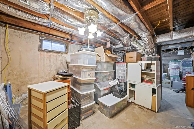 $649,000 | 170 Grand Boulevard, Brentwood, NY 11717