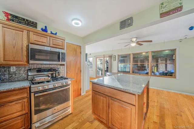 $649,000 | 170 Grand Boulevard, Brentwood, NY 11717