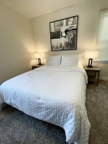 $2,400 | 3271 Library Lane, St. Louis Park, MN 55426