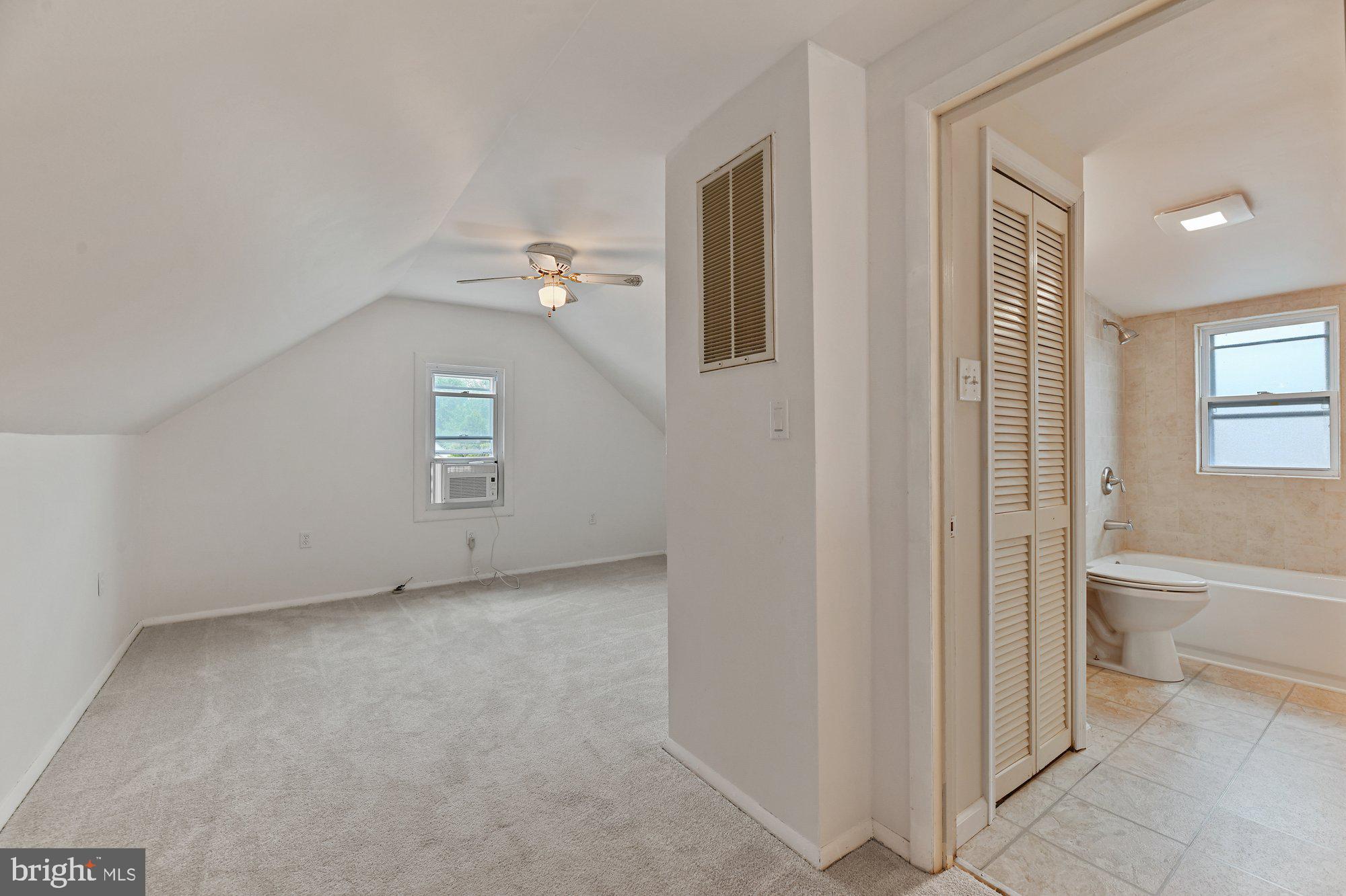 4 Plateau Road Baltimore, MD 21221 - Photo 15 of 19 a view of a livingroom with a bathroom