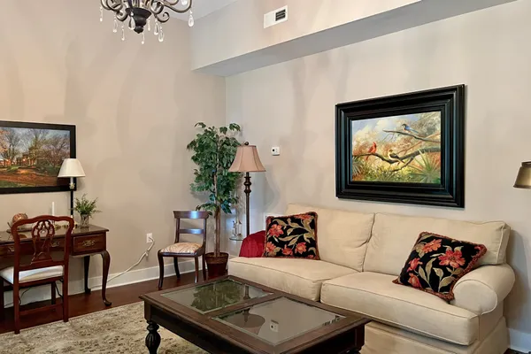 $264,900 | 300 South College Street, Franklin, KY 42134