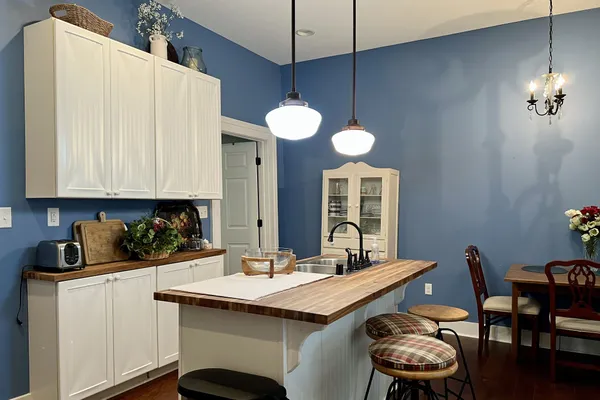 $264,900 | 300 South College Street, Franklin, KY 42134