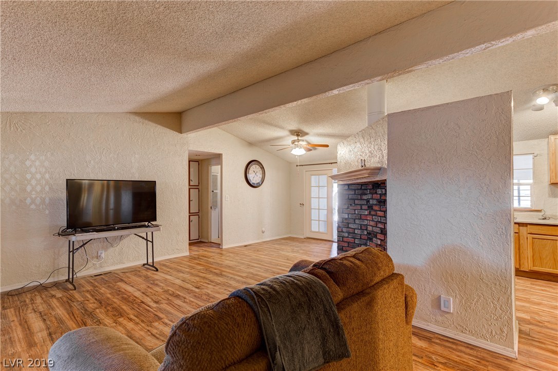 3110 West Quail Run Road Pahrump, NV 89060 - Photo 7 of 48 Gallery Image 7