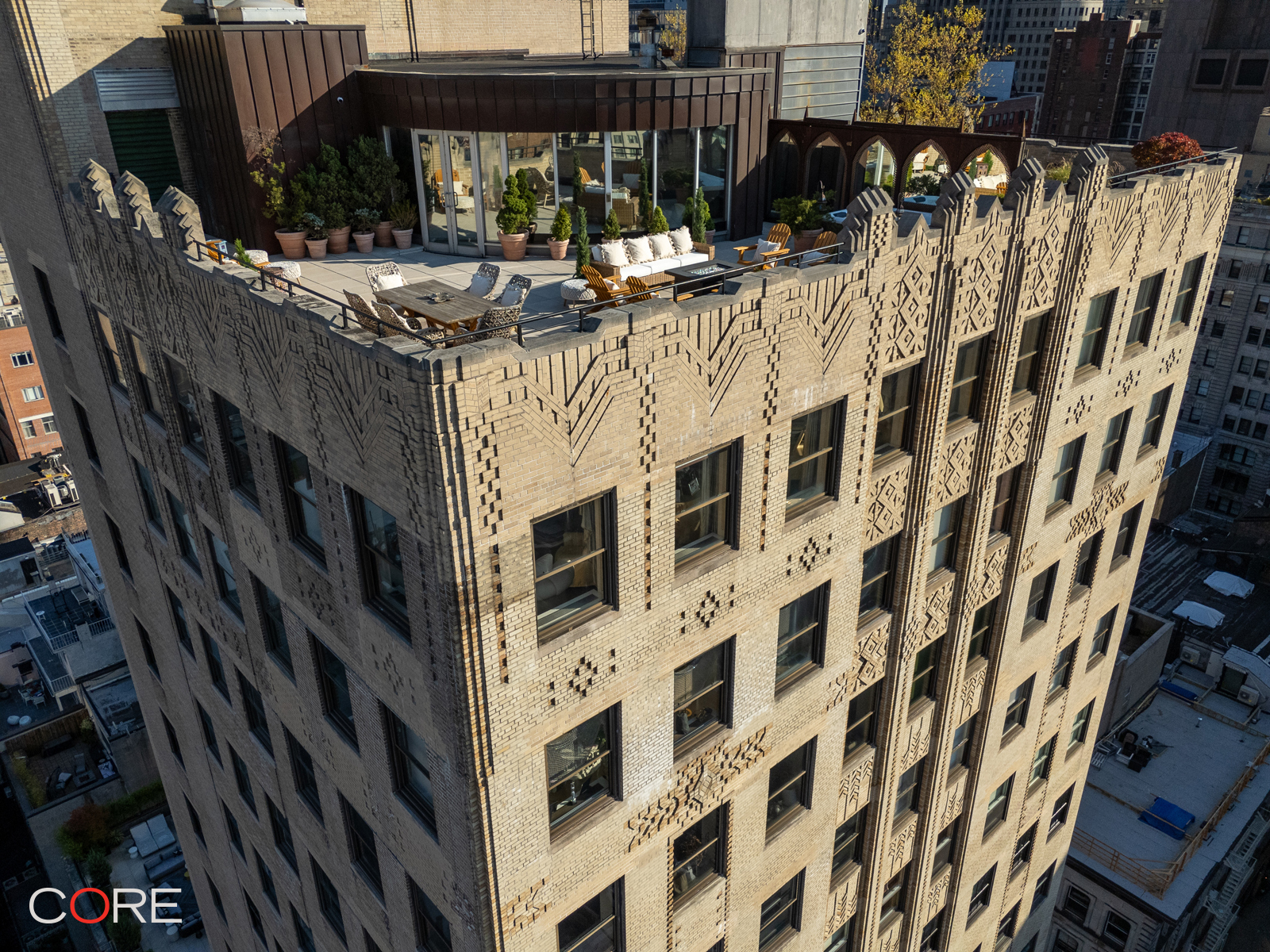 90 Franklin Street, Unit PH Manhattan, NY 10013 - Photo 18 of 25 a view of buildings