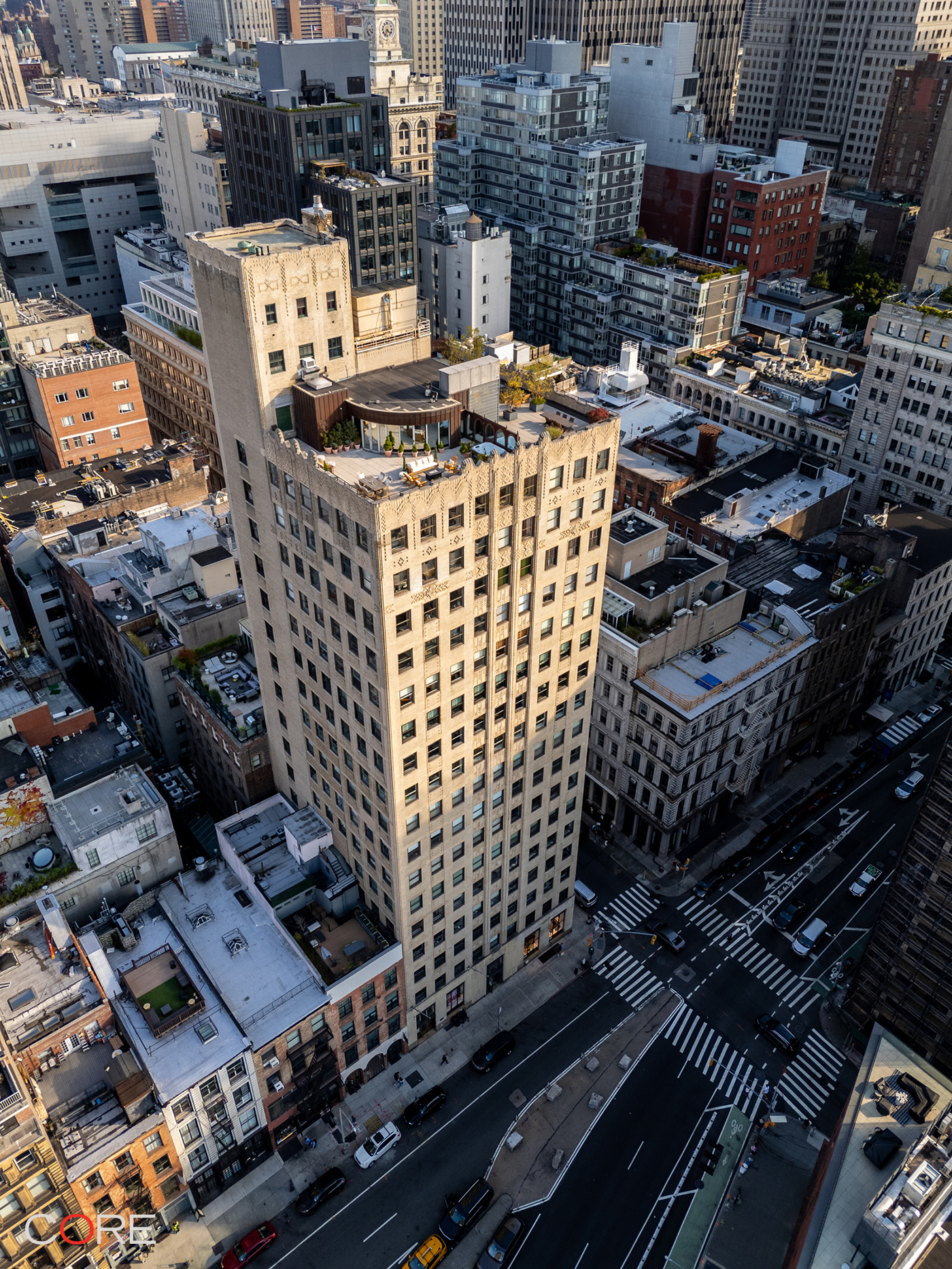 90 Franklin Street, Unit PH Manhattan, NY 10013 - Photo 2 of 25 a picture of city view