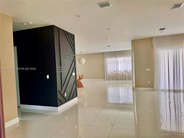 $8,700 | 8108 Northwest 48th Terrace, Unit 8108, Doral, FL 33166