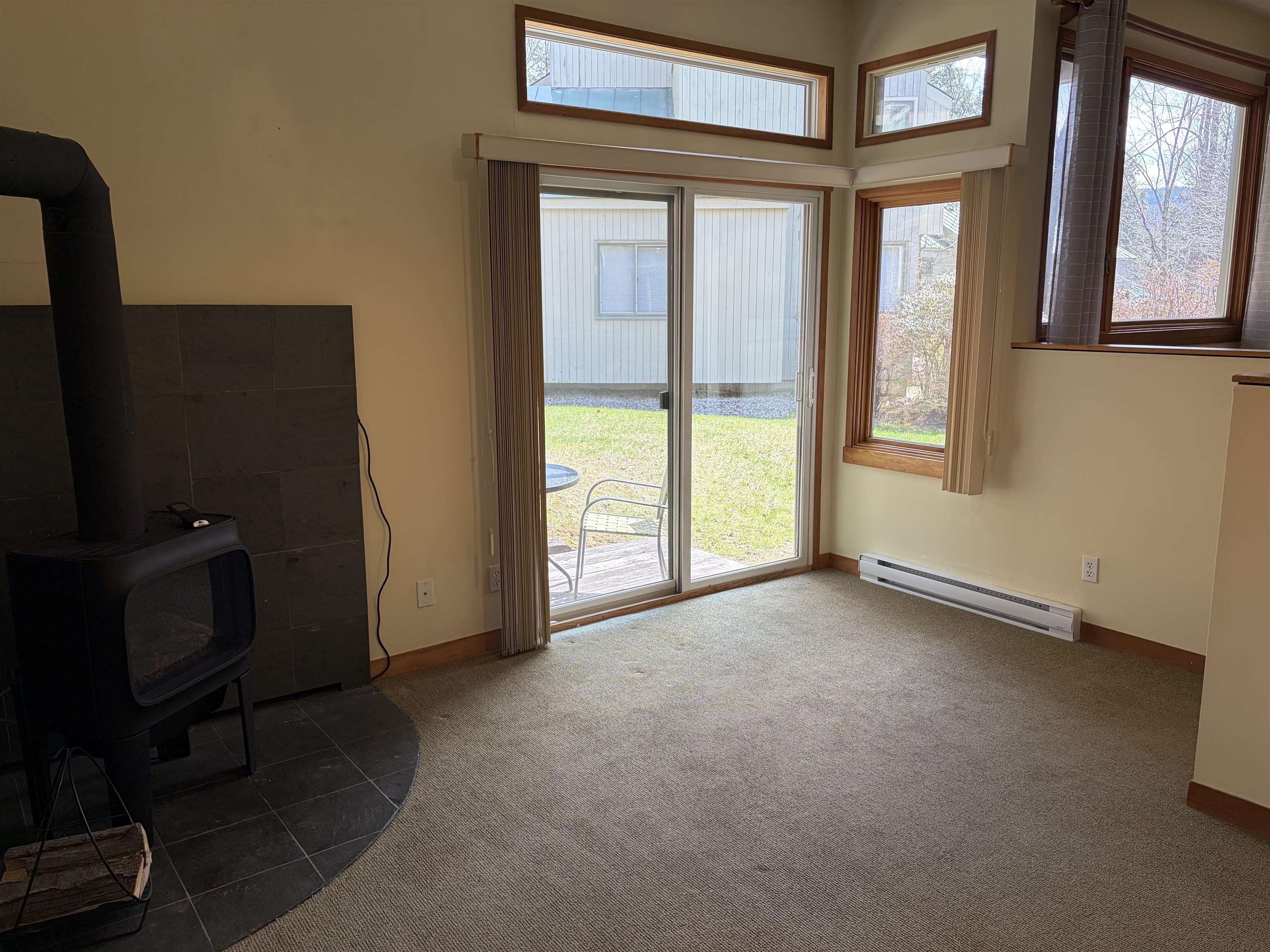 1075 Butternut Hill Road, Unit H2 Waitsfield, VT 05673 - Photo 5 of 36