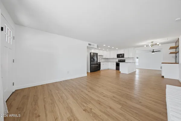 $465,000 | 3540 East Voltaire Avenue, Phoenix, AZ 85032