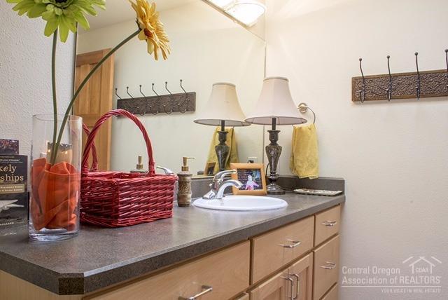 60475 Arnold Market Road Bend, OR 97702 - Photo 14 of 25 Additional Photo
