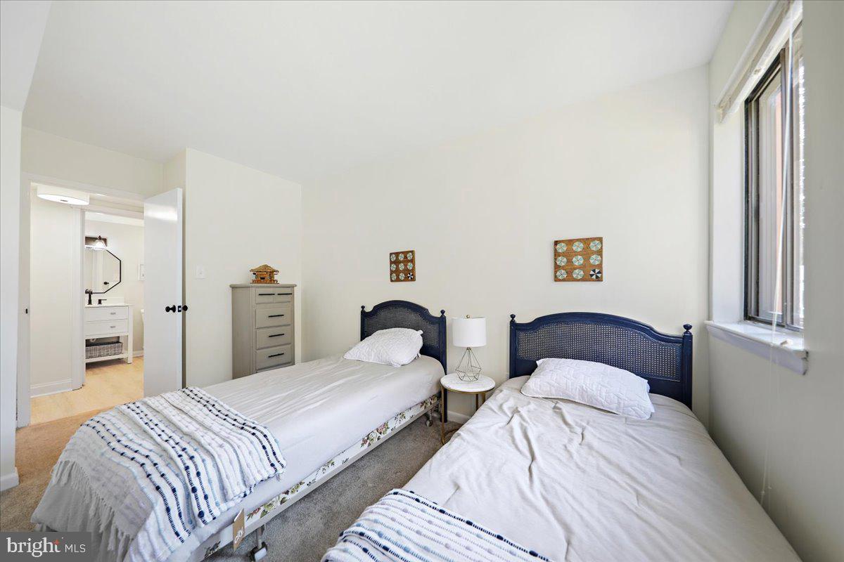 13907 Sand Dune Road, Unit 2A Ocean City, MD 21842 - Photo 18 of 27 Second bedroom