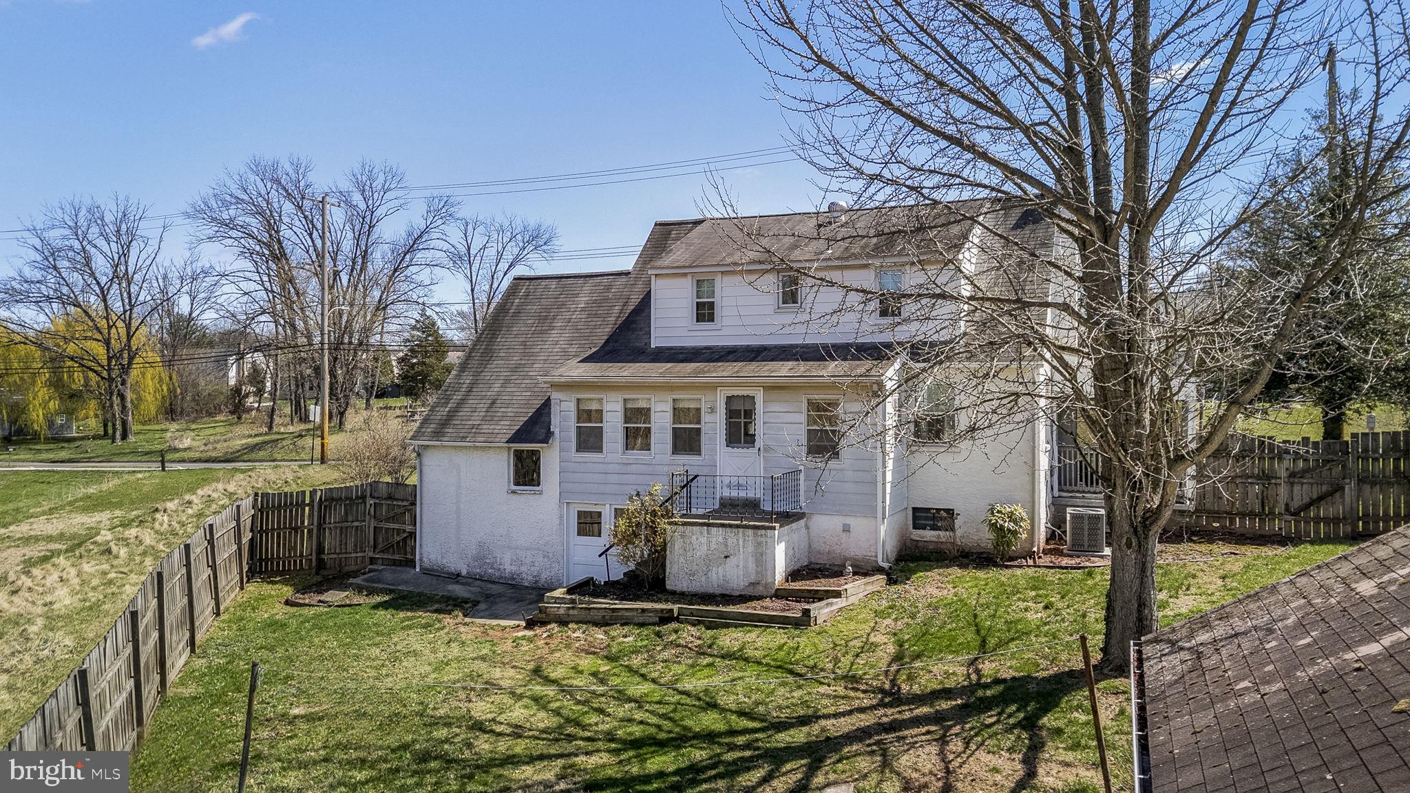 397 North Pleasantview Road Pottstown, PA 19464 - Photo 21 of 28 Rear