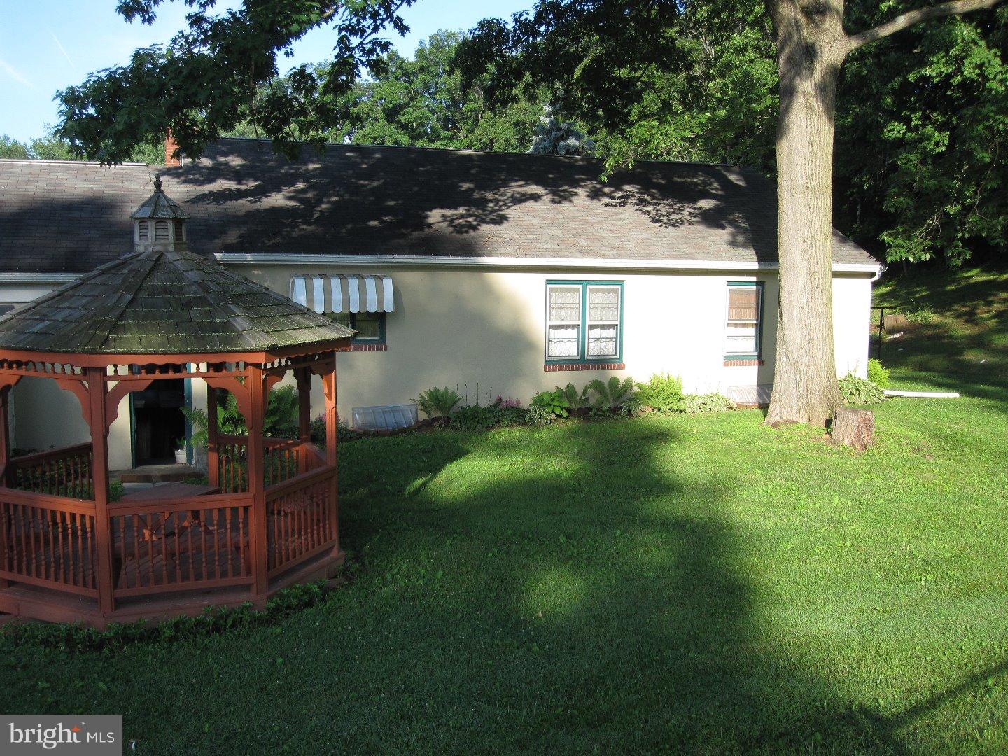 739 Cedar Knoll Road Coatesville, PA 19320 - Photo 2 of 12 Gallery Image 2
