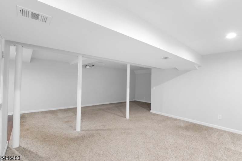207 Patriots Road Morris Plains, NJ 07950 - Photo 26 of 30 Gallery Image 26