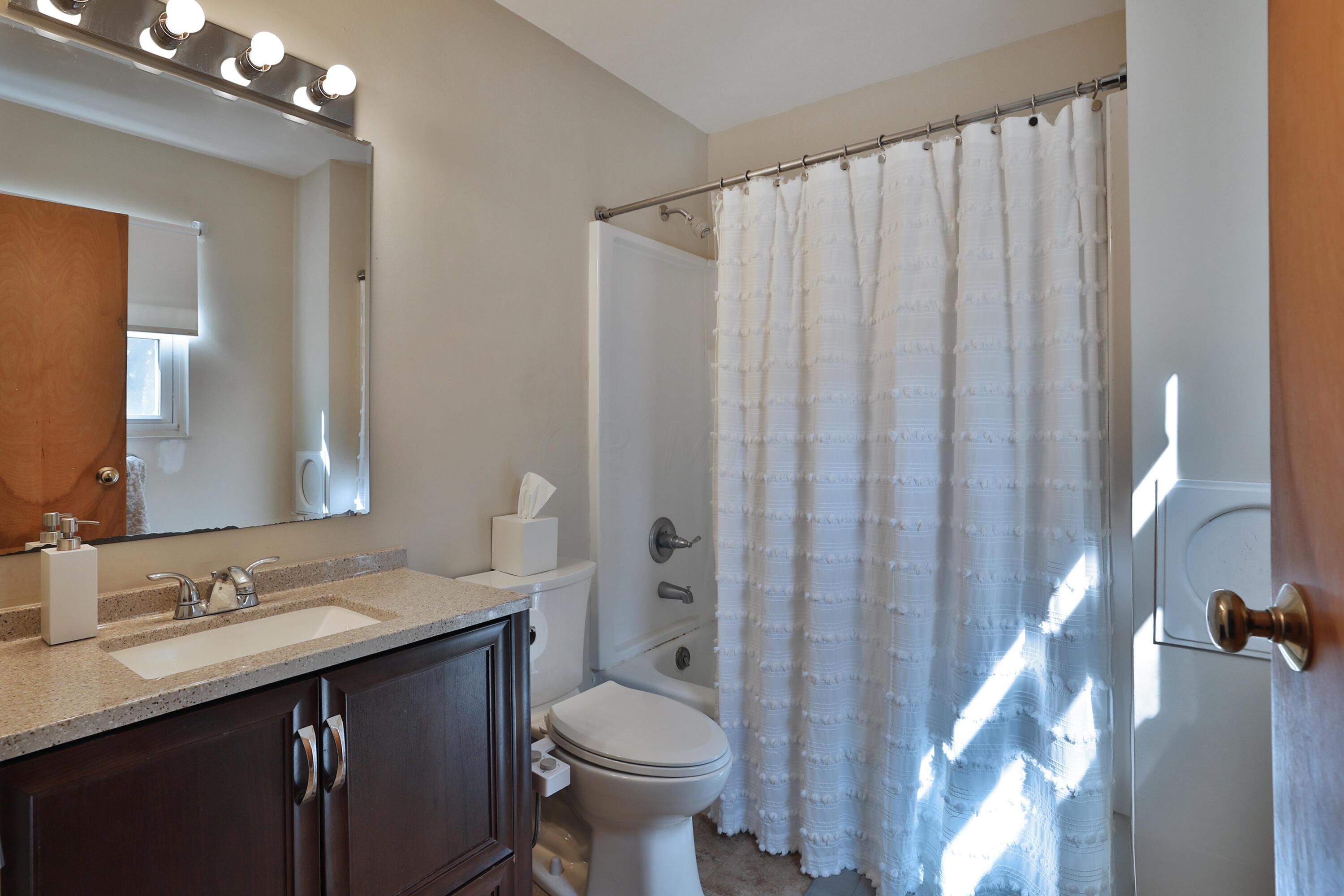 6088 Dakar Road East Westerville, OH 43081 - Photo 19 of 34 6088-Dakar-E-27
