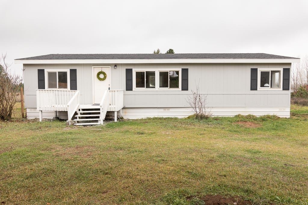12604 East Bridges Road Elk, WA 99009 - Photo 1 of 23
