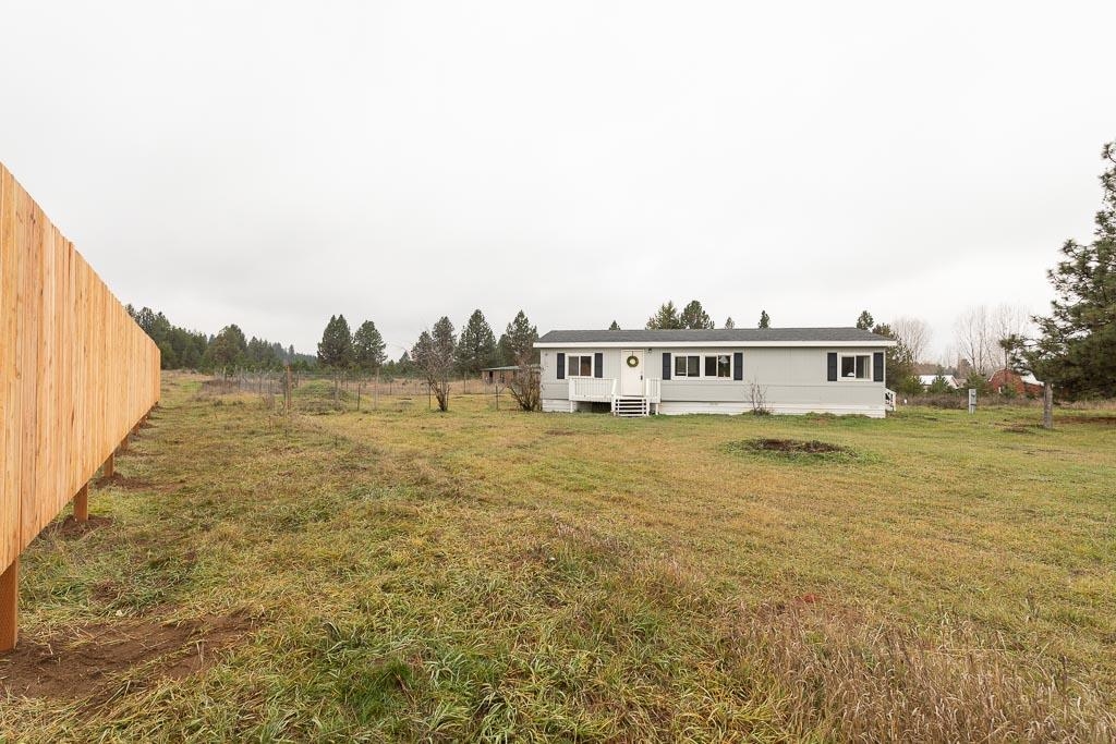 12604 East Bridges Road Elk, WA 99009 - Photo 17 of 23