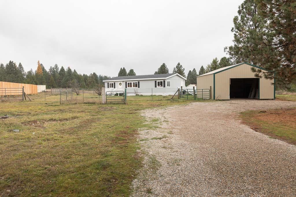 12604 East Bridges Road Elk, WA 99009 - Photo 18 of 23