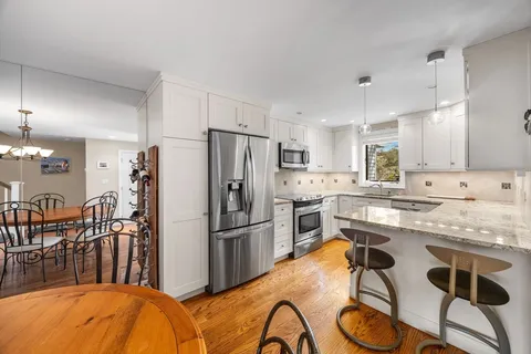 $895,000 | 381 Great Oak Road, Unit 9, Mashpee, MA 02649
