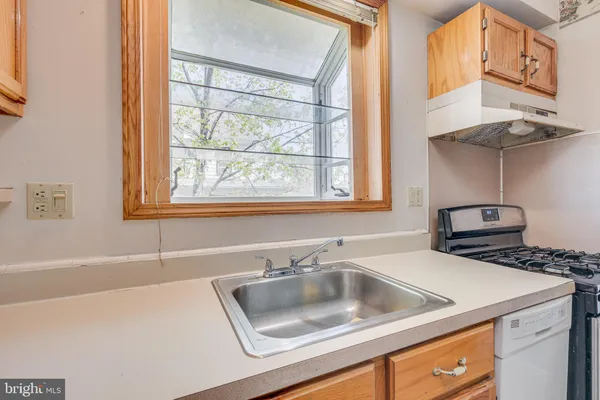 $2,200 | 427 Buttonwood Street, Delanco, NJ 08075