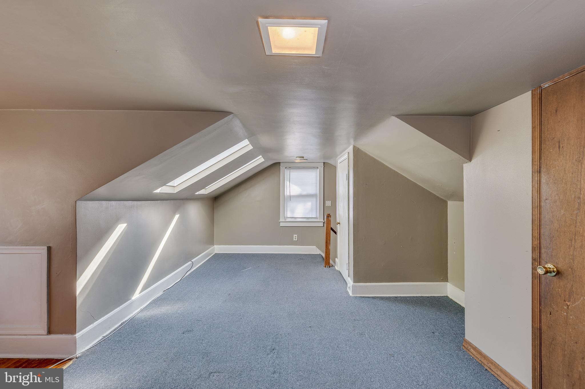 427 Buttonwood Street Delanco, NJ 08075 - Photo 23 of 37 a view of an empty room with windows