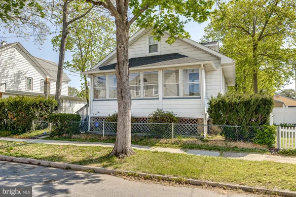 $2,200 | 427 Buttonwood Street, Delanco, NJ 08075