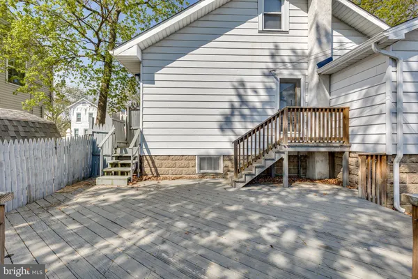 $2,200 | 427 Buttonwood Street, Delanco, NJ 08075