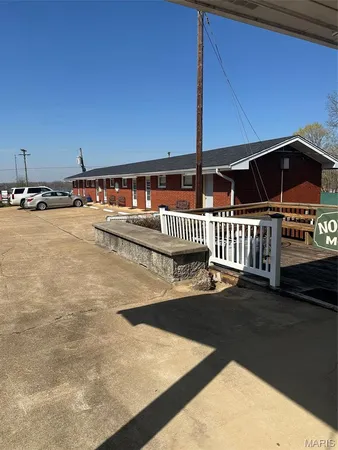 $498,000 | 1307 Walnut Street, Doniphan, MO 63935